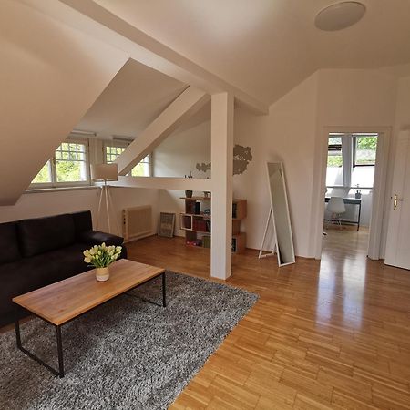 Moderne Dachgeschosswohnung Zentral By Seebnb Velden am Woerthersee Ngoại thất bức ảnh